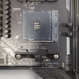 ASUS ROG STRIX X570-F Gaming, AMD AM4 Motherboard — image 4